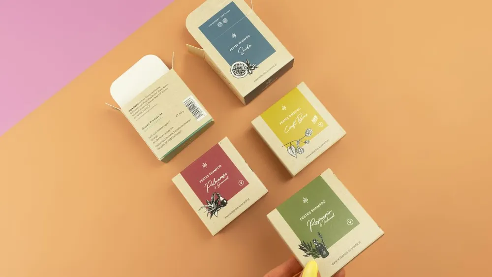 Sustainable folding boxes with tuck-in flap Sustainable folding boxes with tuck-in flap